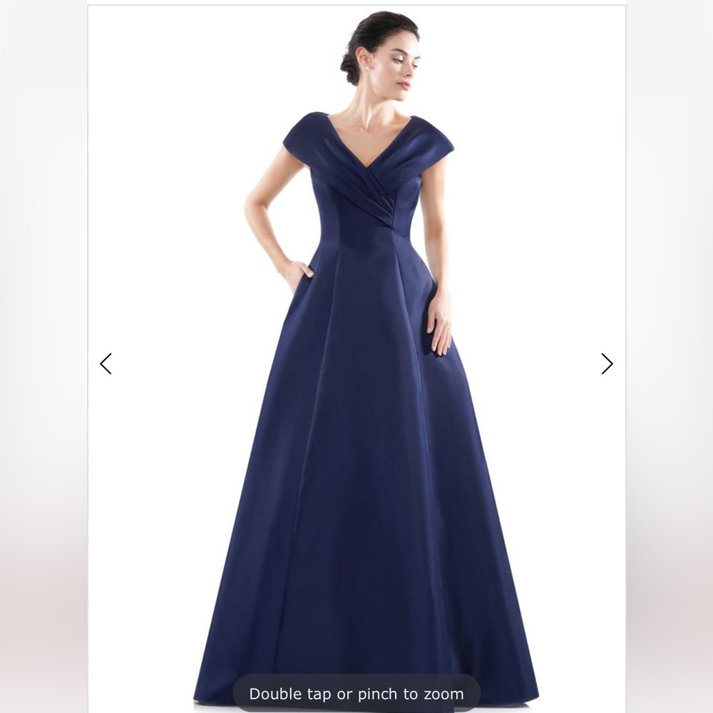 Mother of the Bride / Groom Navy Blue Evening Gown